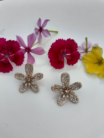 Penta Petal Floral Golden