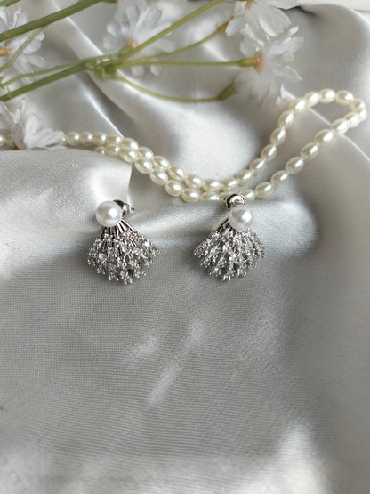 Pearl Zircon Nest Silver