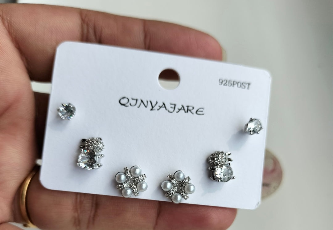 Rabbit Stud Set