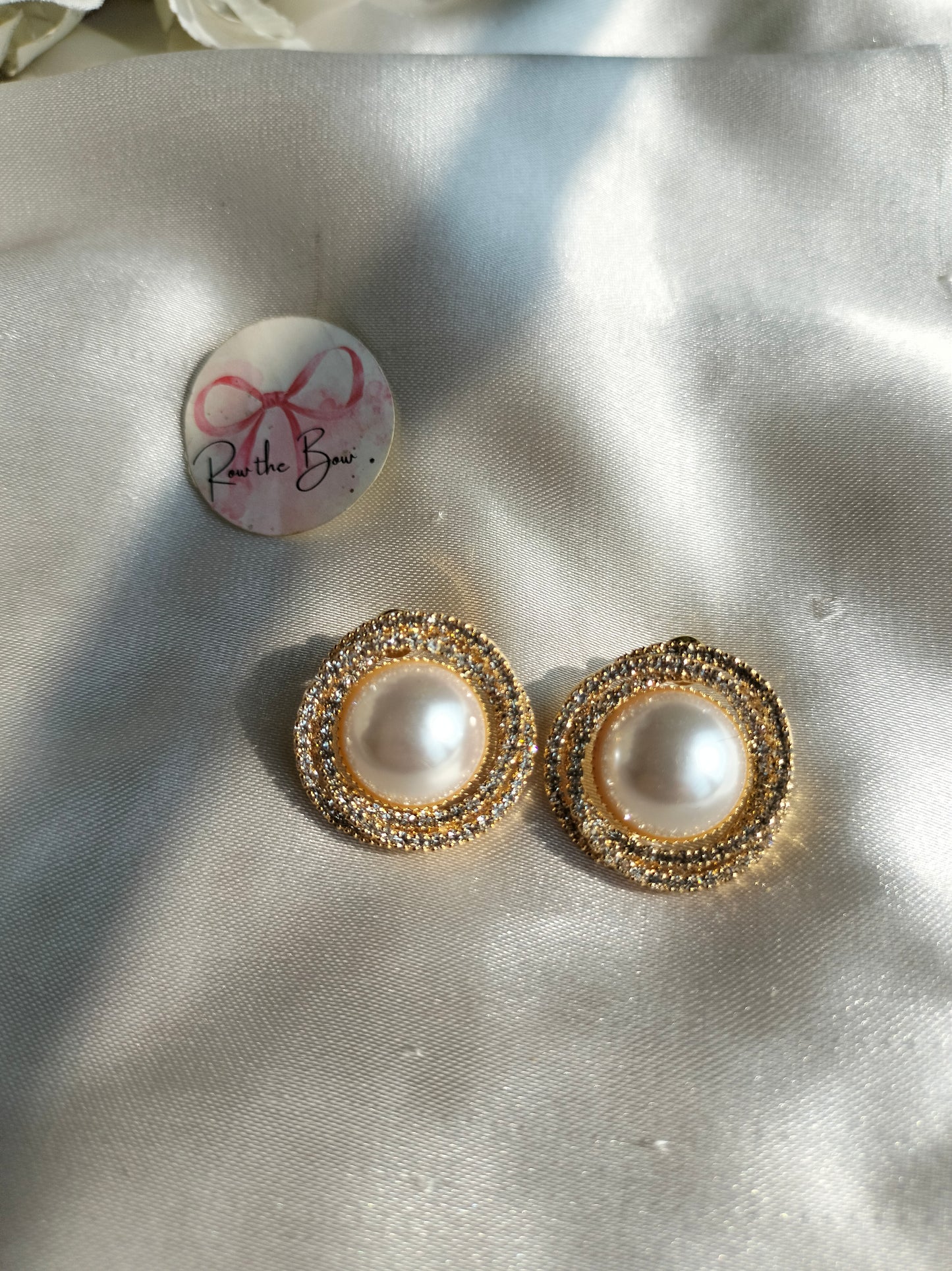 Pearl Nest Stud golden-02