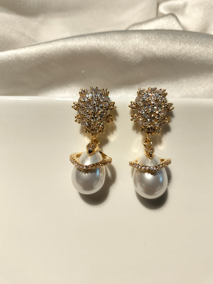 Pearl Drop earring