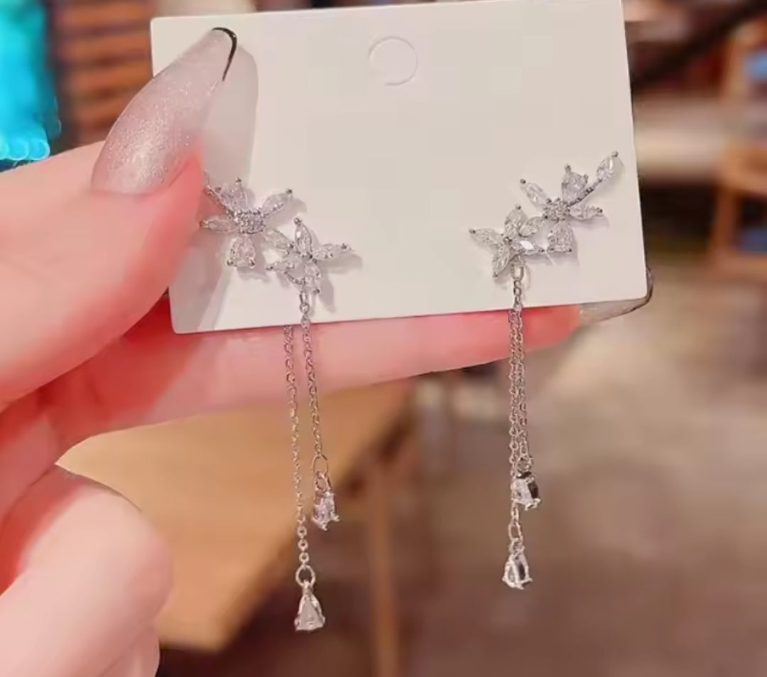 Silver Floral Chain Earring