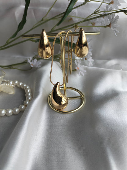 Drop pendant earring set