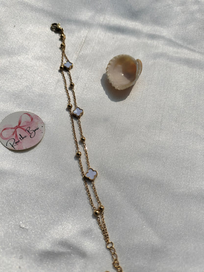 Double chain white mini clovar bracelet