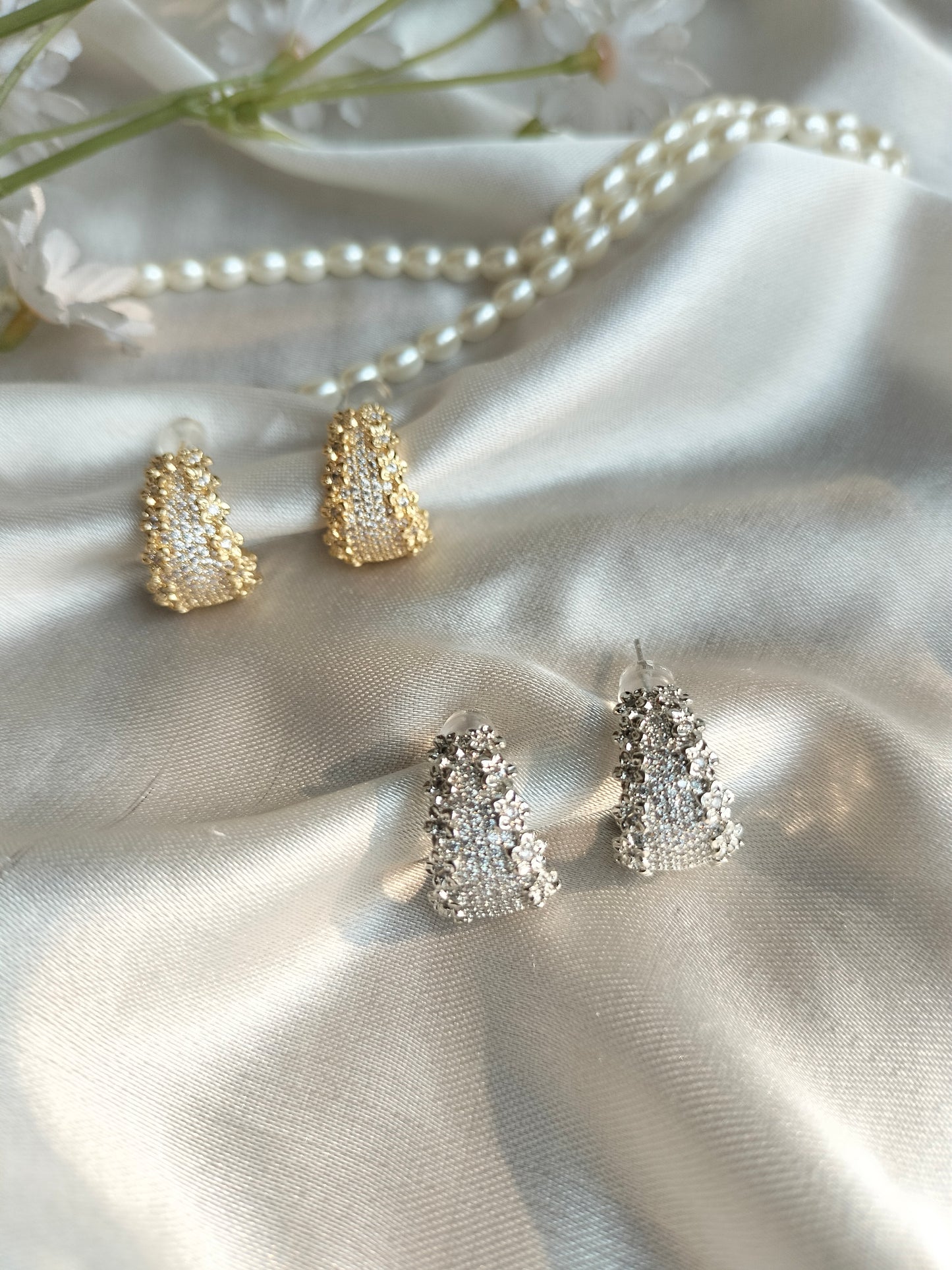 Stony Half Circle Golden -001