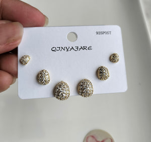 Dewdrop Stud Set