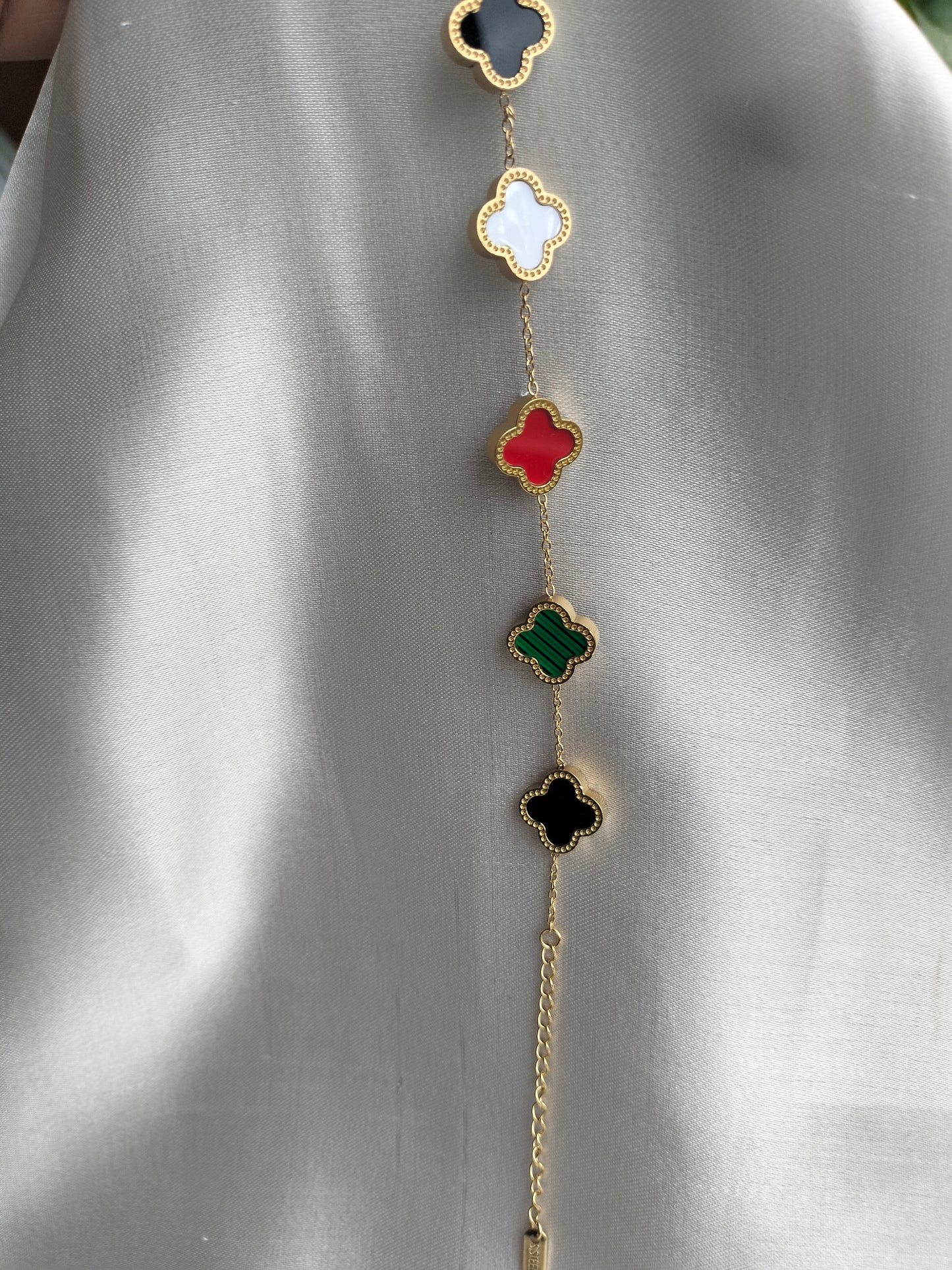 Multi colour clovar titanium chain bracelet