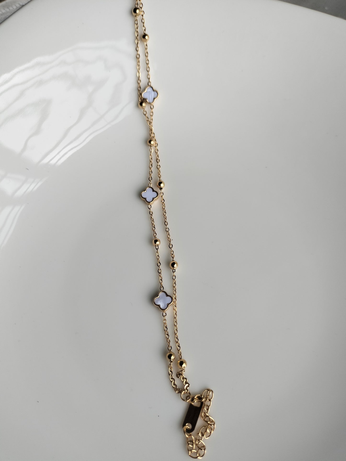 Double chain white mini clovar bracelet