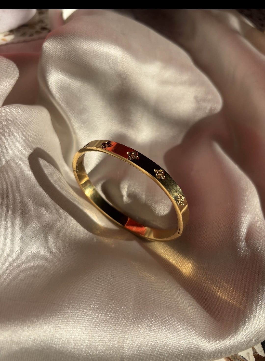 Kartier 02 bangle bracelet