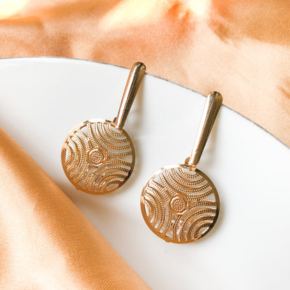 Golden Circle dangle Earring
