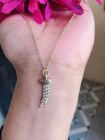 Load image into Gallery viewer, Sword pendant Necklace

