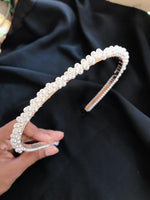 Load image into Gallery viewer, kids pearl head band
