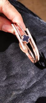Load image into Gallery viewer, Titanium RoseGold Bracelet Clovar-12
