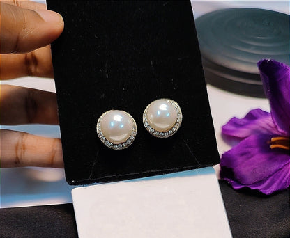 Pearl Stud Earring