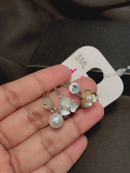 Multi Flower Ring Set