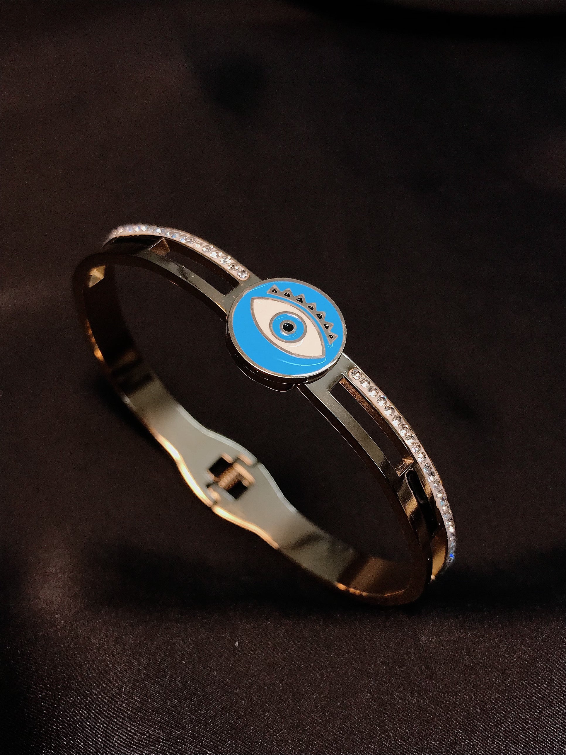 Titanium Eye Bracelet