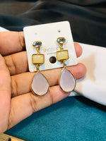 Load image into Gallery viewer, Kundon Stone Baby Pink Earring
