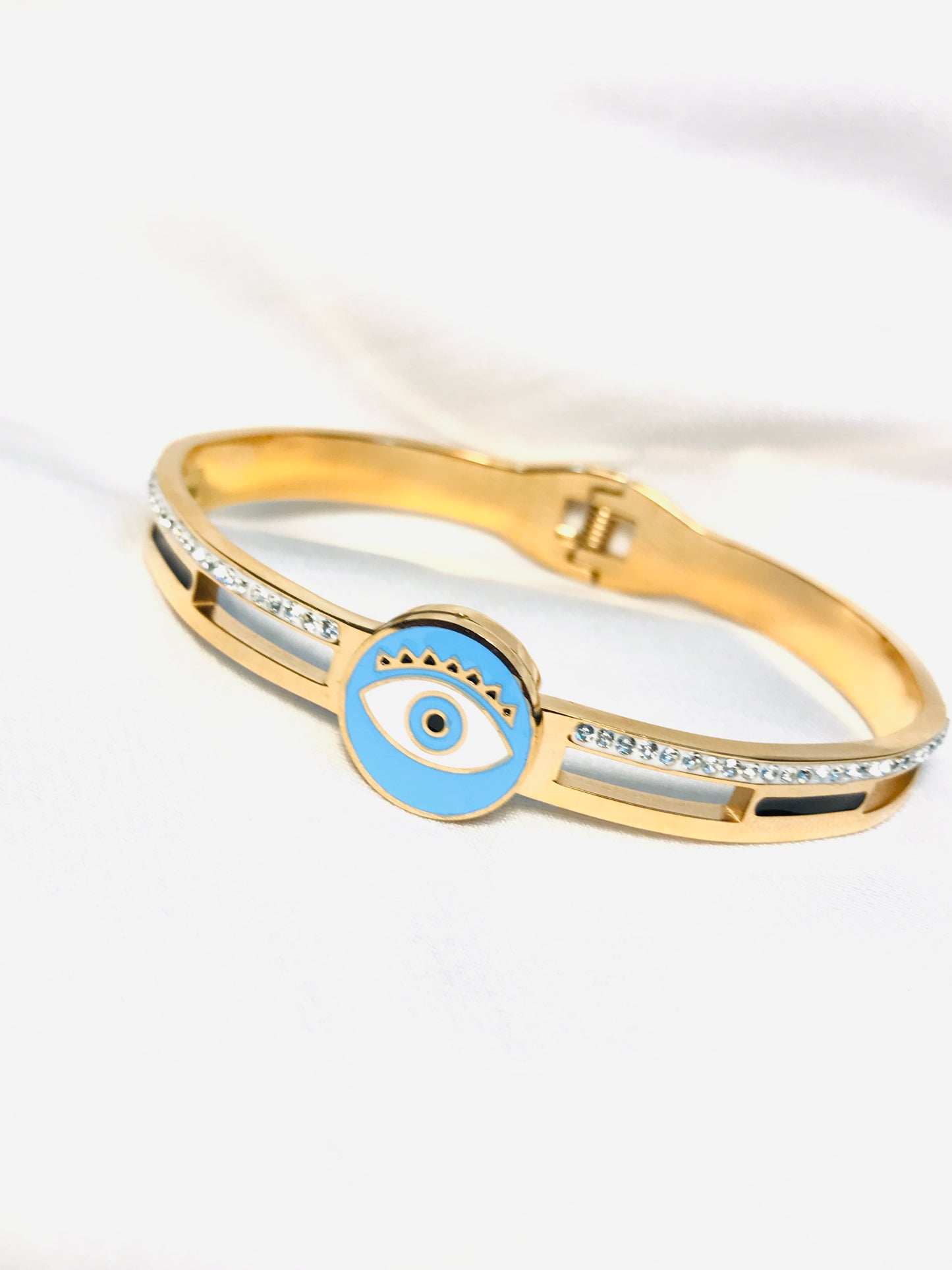 Titanium Eye Bracelet