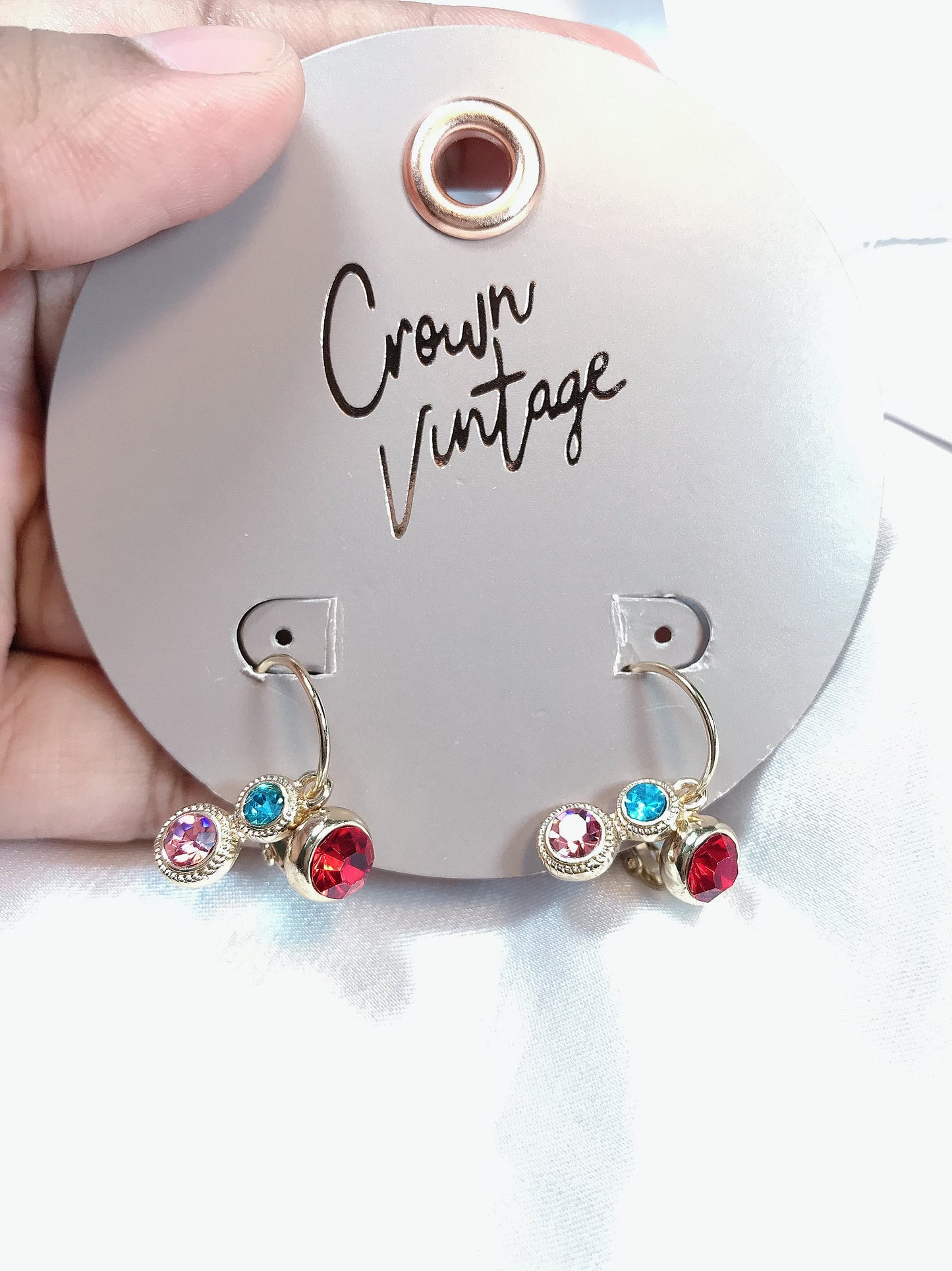 Tiny multi hanger earring