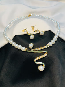 Pearly Snap Set