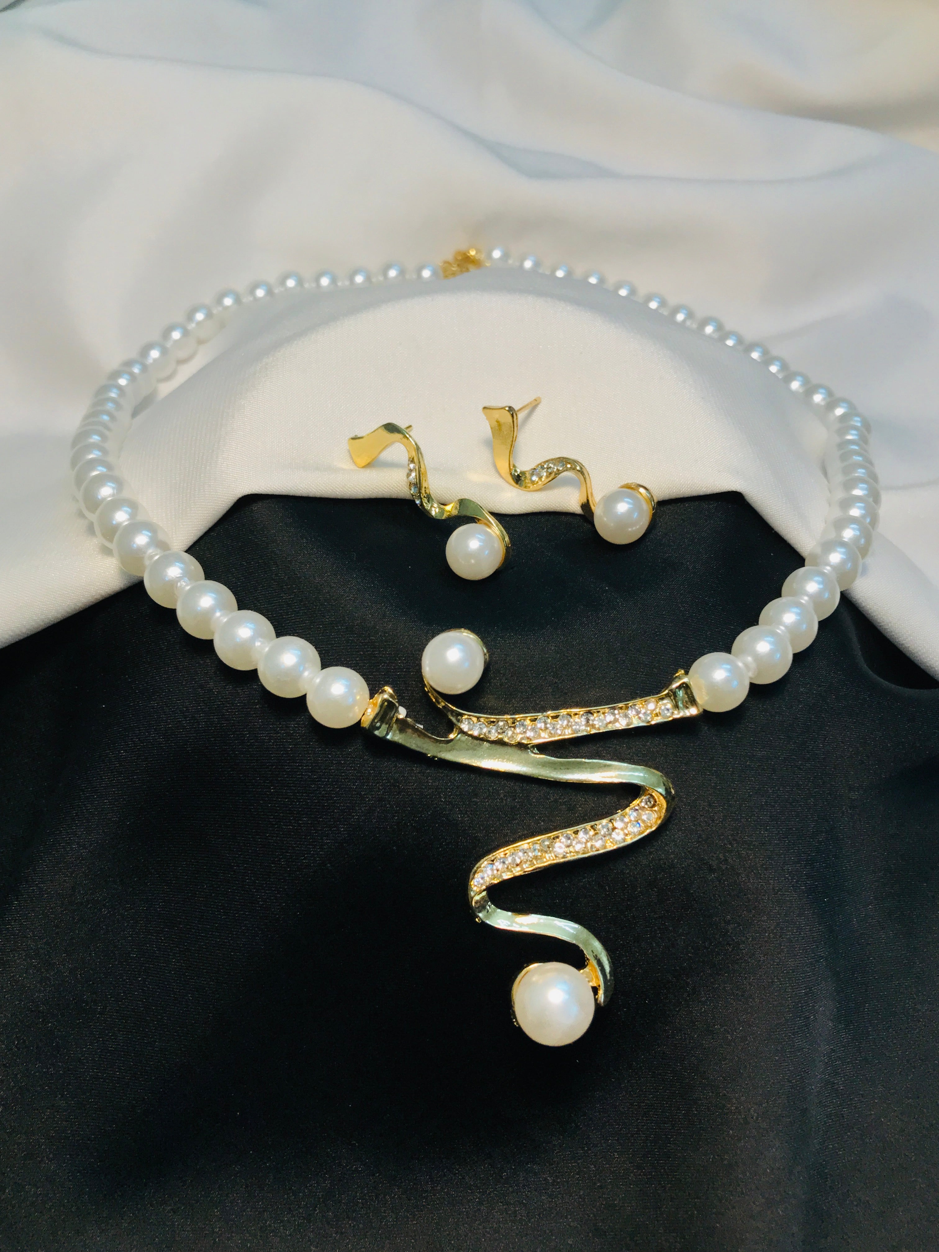 Pearly Snap Set
