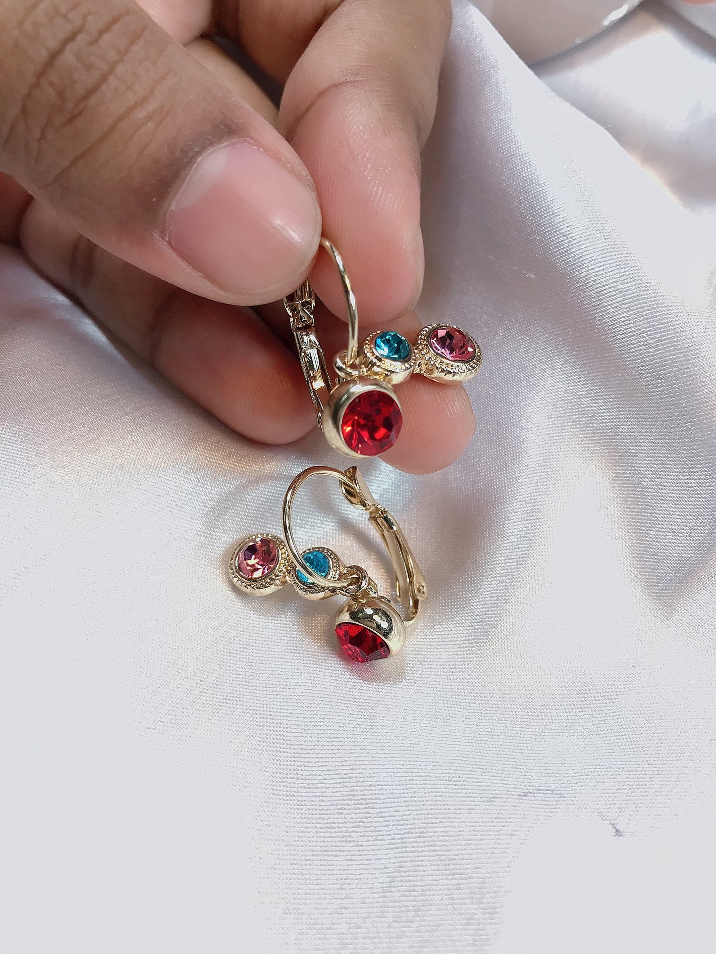 Tiny multi hanger earring