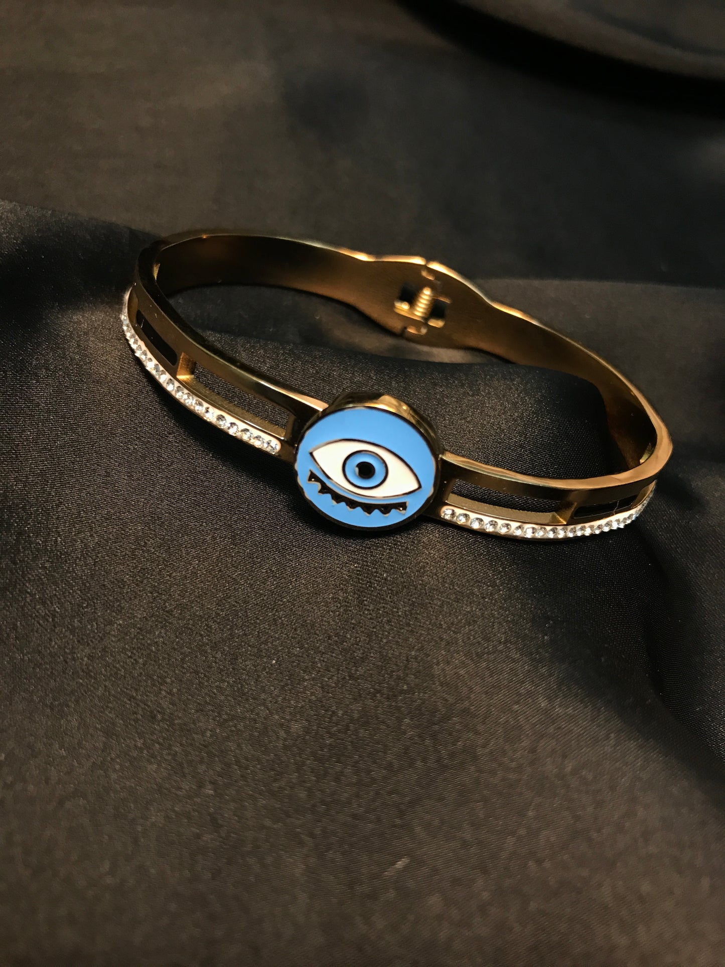 Titanium Eye Bracelet