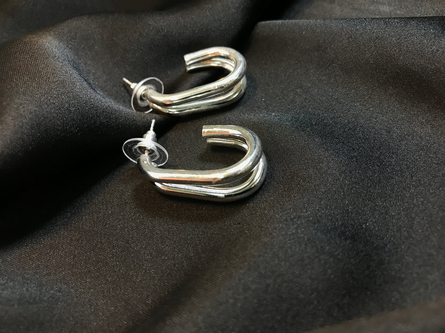 Silver Double Line Oval Hoop