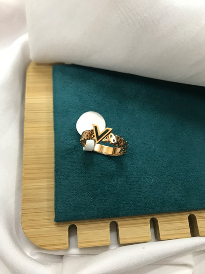 Titanium Ring Luise V