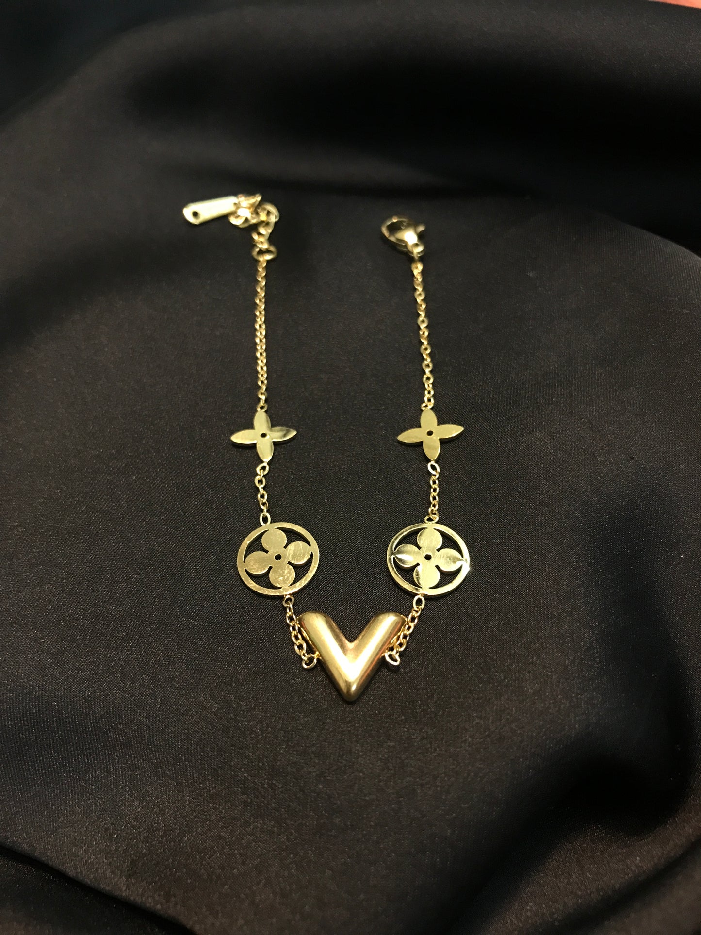 Luis Golden Chain Bracelet-05