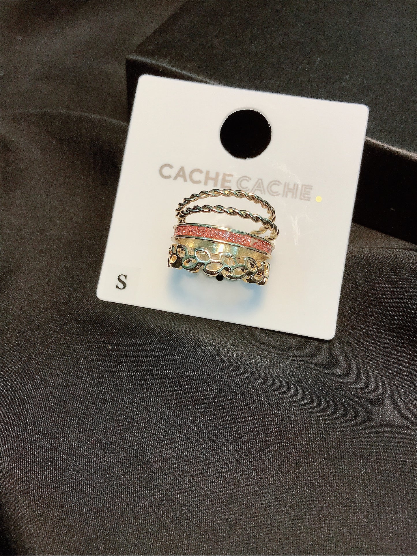 4pcs Golden Ring Set