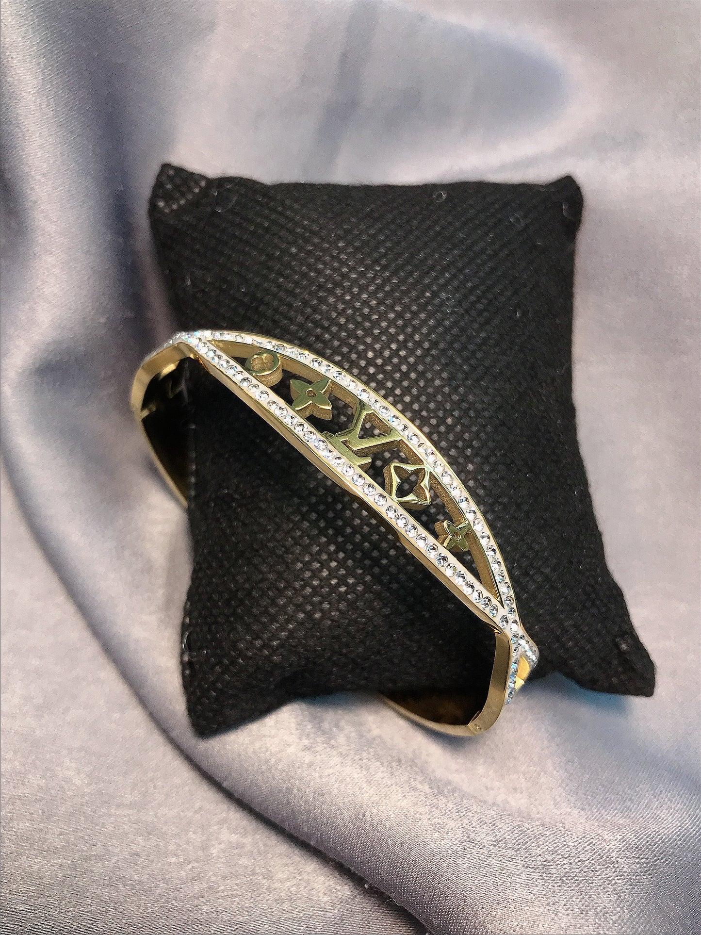 Titanium Bracelet LV 008