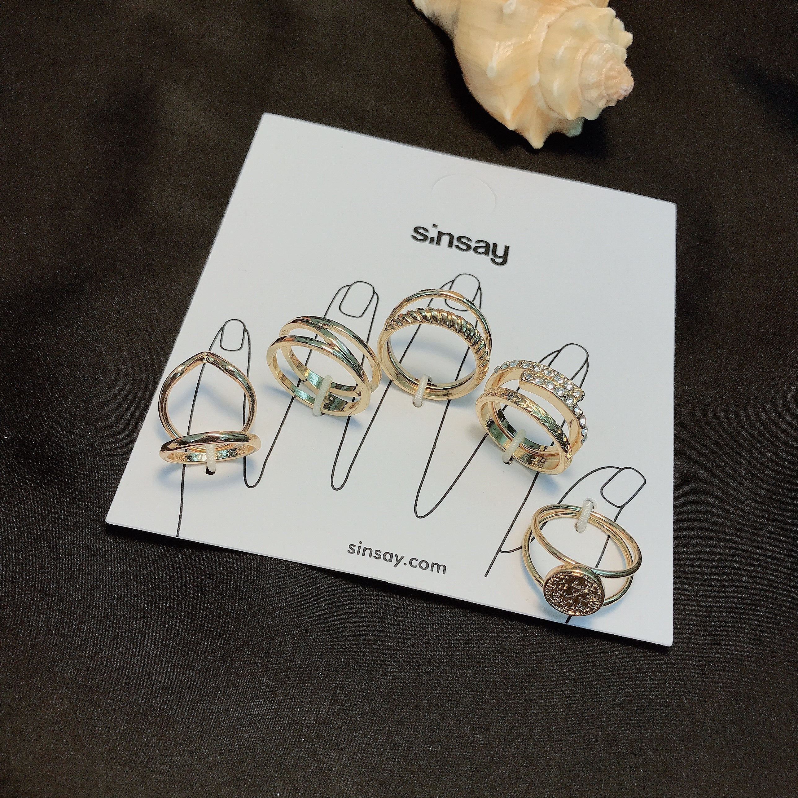 Golden Coin Ring Set (R-34)