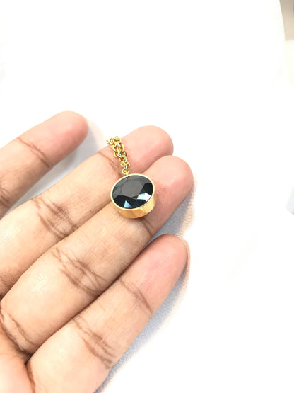 Black Compact Pendant