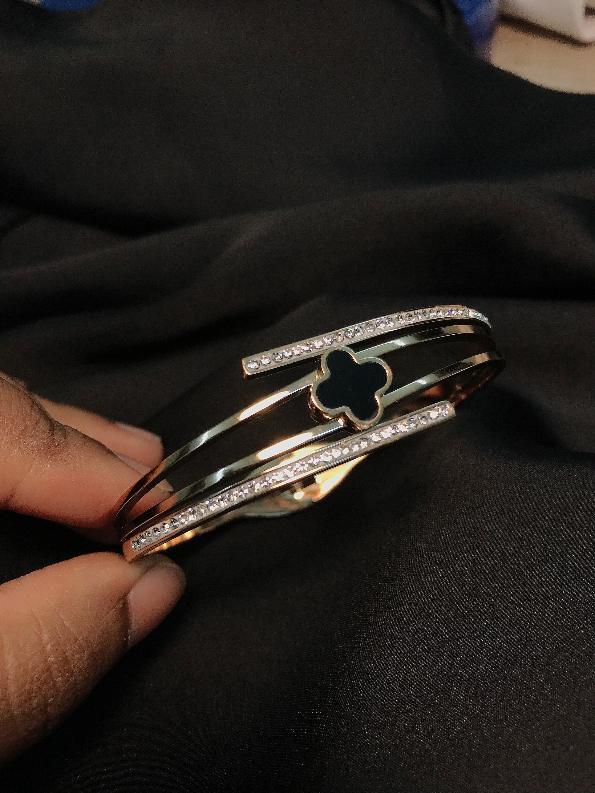 Titanium RoseGold Bracelet Clovar-12