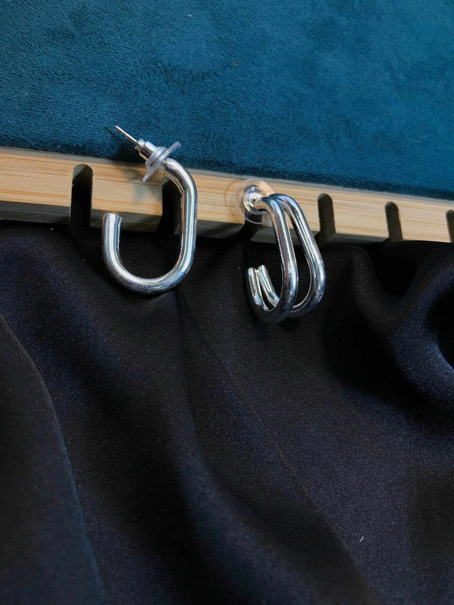 Silver Double Line Oval Hoop