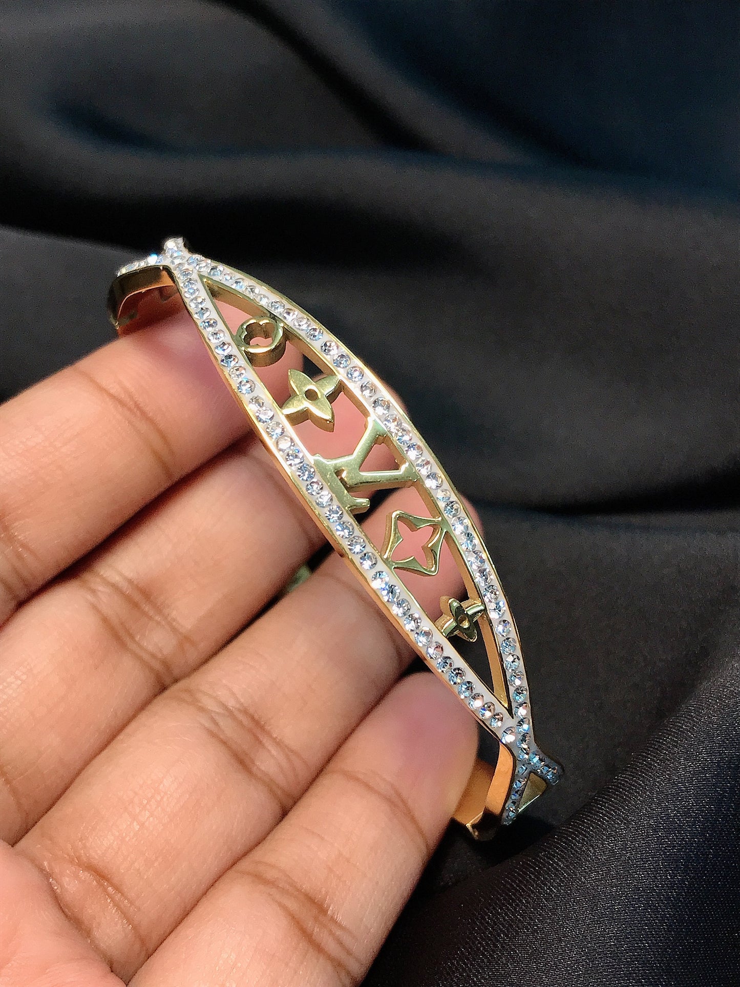 Titanium Bracelet LV 008