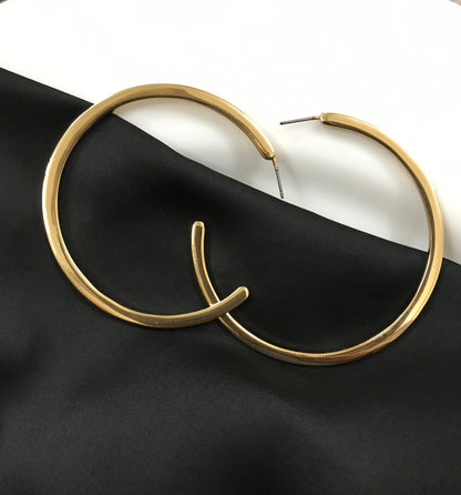 plain Golden hoop