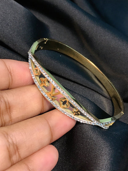 Titanium Bracelet LV 008