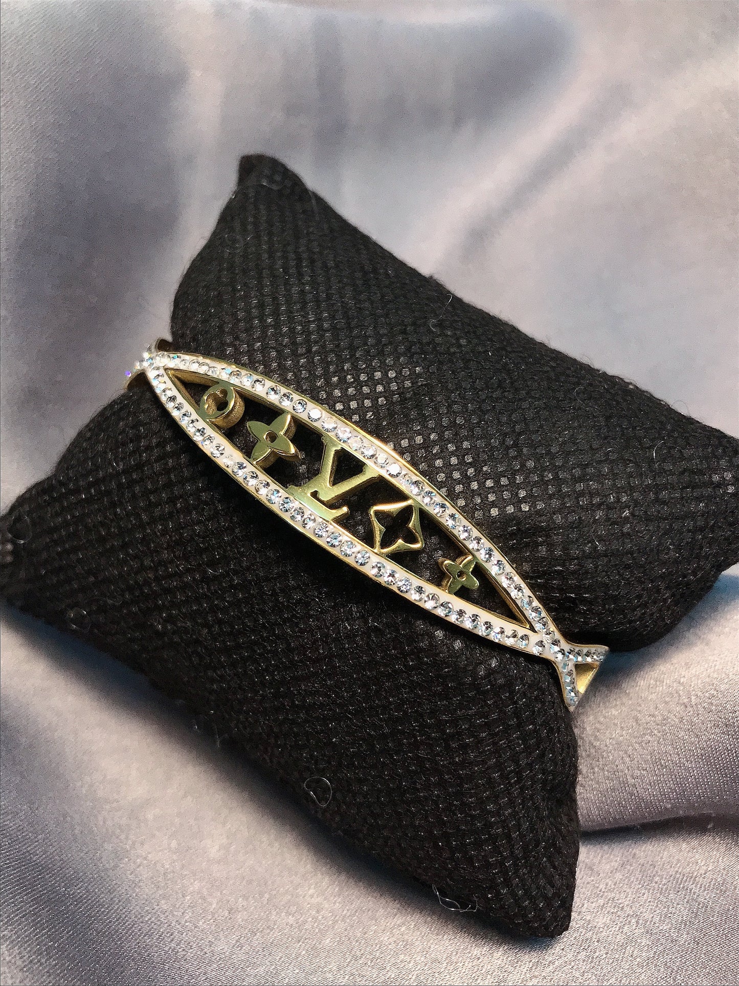 Titanium Bracelet LV 008